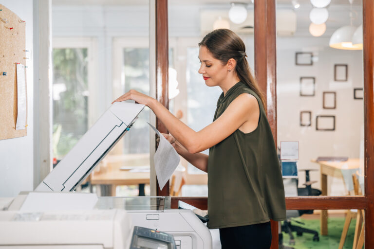 Como os provedores de impressão participam da evolução do trabalho híbrido